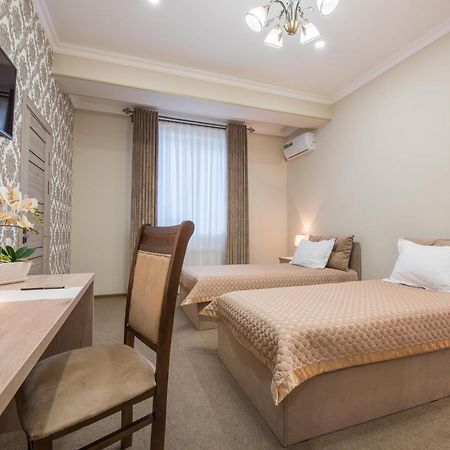 Huzur Hotel 塔什干 外观 照片