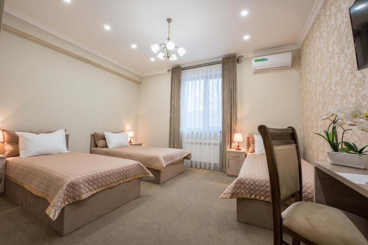 Huzur Hotel 塔什干 外观 照片